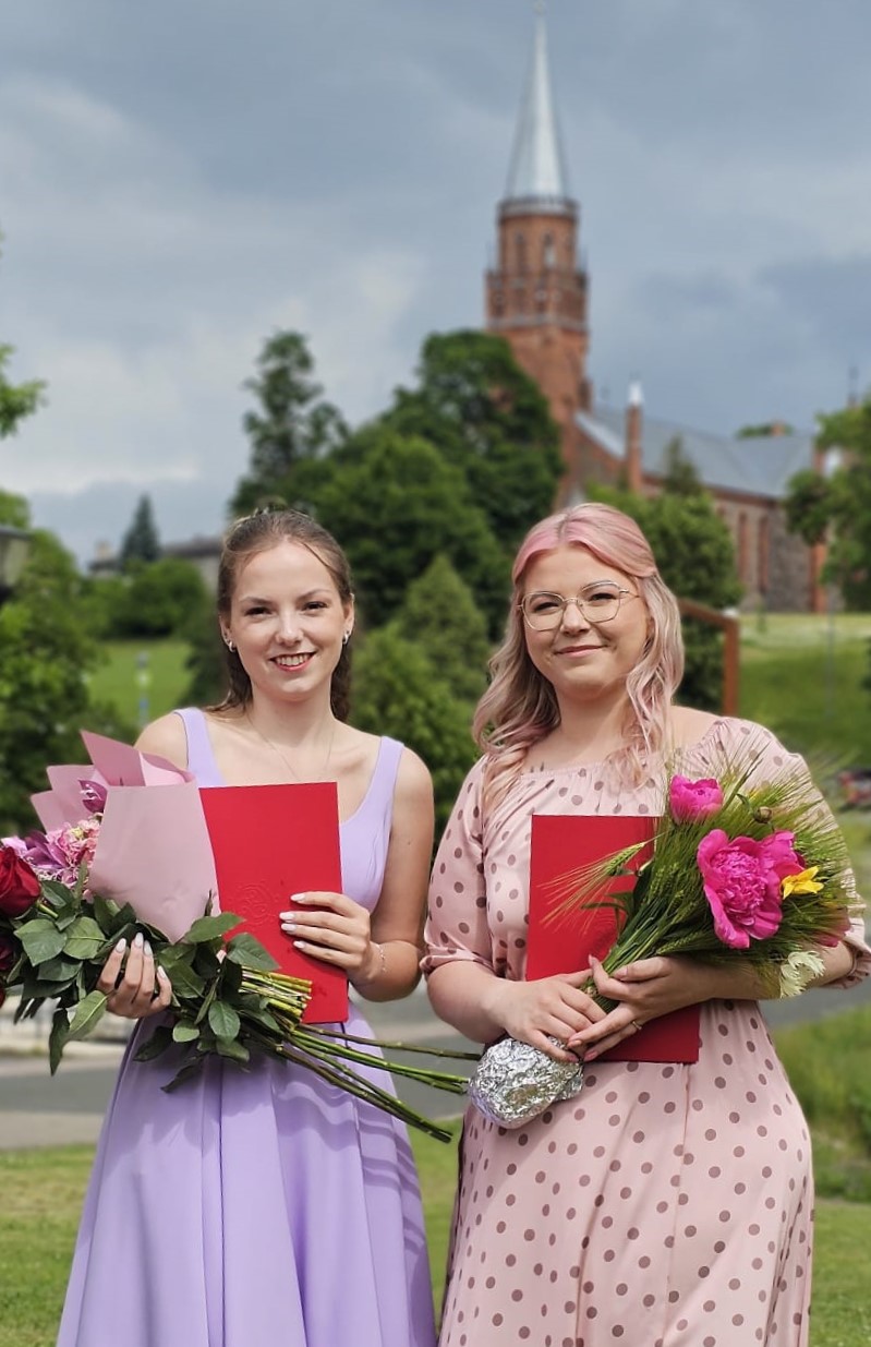 Karoliine Marinitševa, Helena Rajatamm